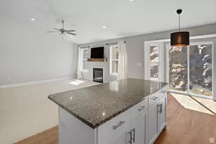 7089 Golden Ridge Ct N, Eagle Mountain, UT 84005 - Photo 15