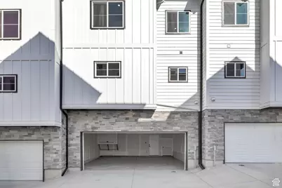 303 S 2700 E, South Weber, UT 84405 - Photo 17