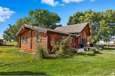 8185 N 4600 W, Elwood, UT 84337 - Photo 3