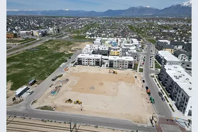 5263 W Reventon Rd S #404, South Jordan, UT 84009 - Photo 3