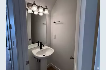 6889 W South Jordan Pkwy, South Jordan, UT 84009 - Photo 9