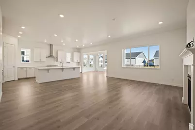 246 E Polaris Dr #109, Saratoga Springs, UT 84045 - Photo 3