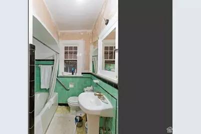 225 Chimes Dr, South Ogden, UT 84405 - Photo 15