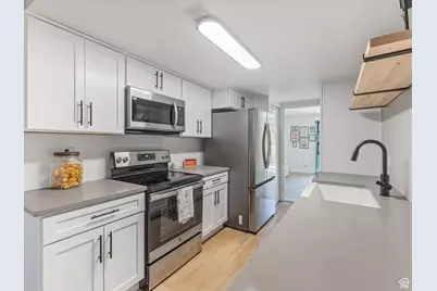 4570 S Woodduck Ln, Millcreek, UT 84117 - Photo 5