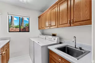 545 S Valley Dr, Saint George, UT 84770 - Photo 11