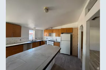 1414 E Huntcreek Dr E, Moab, UT 84532 - Photo 3