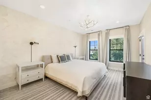 2240 E Laney Ave S, Holladay, UT 84117 - Photo 9