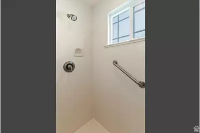 951 Centerville Commons Way, Centerville, UT 84014 - Photo 17