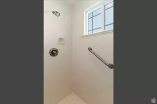 951 Centerville Commons Way, Centerville, UT 84014 - Photo 17