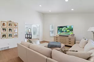 951 Centerville Commons Way, Centerville, UT 84014 - Photo 5