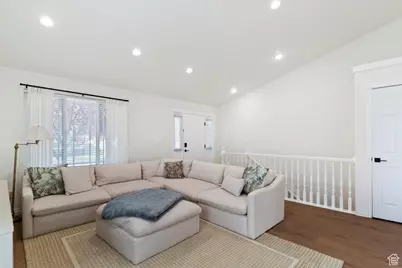 951 Centerville Commons Way, Centerville, UT 84014 - Photo 3