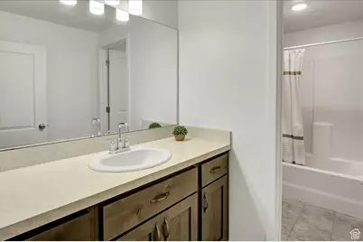 4464 W 3600 S, West Haven, UT 84401 - Photo 23