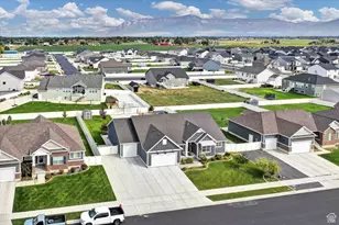 4464 W 3600 S, West Haven, UT 84401 - Photo 35