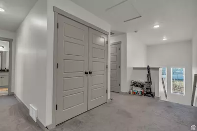 5829 W Lake Ave, South Jordan, UT 84009 - Photo 15