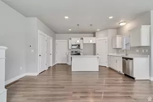 3846 E Cunninghill Dr N, Eagle Mountain, UT 84005 - Photo 15