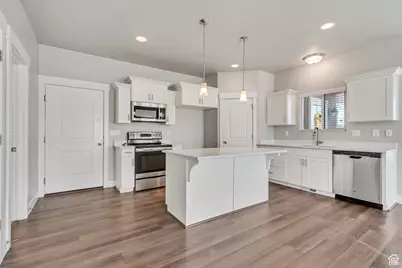 3846 E Cunninghill Dr N, Eagle Mountain, UT 84005 - Photo 3