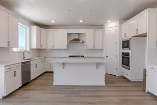 1271 S Jake Dr W, Saratoga Springs, UT 84045 - Photo 9