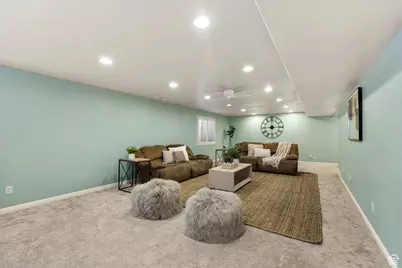 2127 S 350 E, Clearfield, UT 84015 - Photo 31