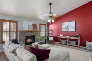 2127 S 350 E, Clearfield, UT 84015 - Photo 9