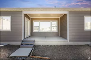 272 E Polaris Dr, Saratoga Springs, UT 84045 - Photo 41