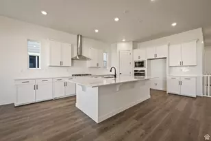 272 E Polaris Dr, Saratoga Springs, UT 84045 - Photo 5