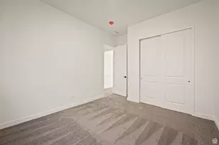 272 E Polaris Dr, Saratoga Springs, UT 84045 - Photo 21