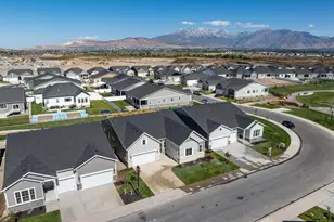 272 E Polaris Dr, Saratoga Springs, UT 84045 - Photo 47