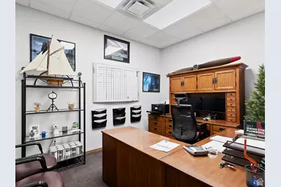 8680 S Monroe W, Sandy, UT 84070 - Photo 9