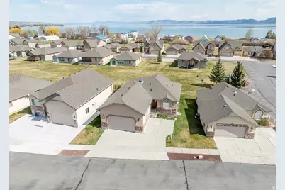 2034 S Cottage Ln, Garden City, UT 84028 - Photo 35