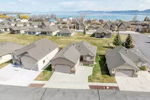 2034 S Cottage Ln, Garden City, UT 84028 - Photo 35