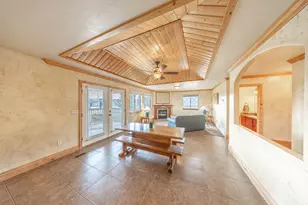 2034 S Cottage Ln, Garden City, UT 84028 - Photo 23