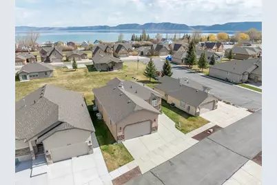 2034 S Cottage Ln, Garden City, UT 84028 - Photo 29
