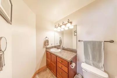 2034 S Cottage Ln, Garden City, UT 84028 - Photo 31