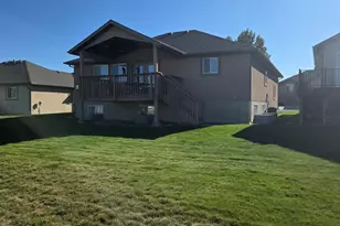 2034 S Cottage Ln, Garden City, UT 84028 - Photo 3