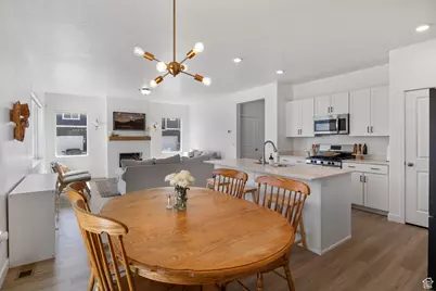 748 N 3770 W, Lehi, UT 84048 - Photo 5