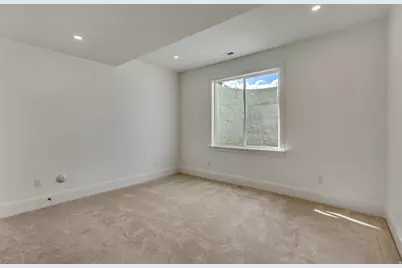713 E 1500 N #19, Orem, UT 84097 - Photo 35