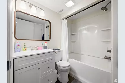 374 N Center St, American Fork, UT 84003 - Photo 21