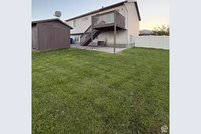 3765 S Stable Bay Dr, Magna, UT 84044 - Photo 37