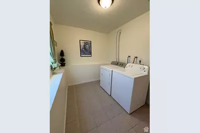 3765 S Stable Bay Dr, Magna, UT 84044 - Photo 25