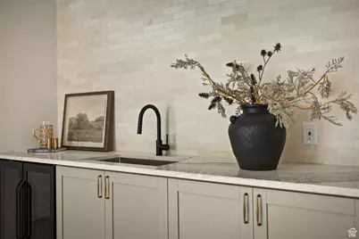 11572 N Maple Hollow Ct W, Highland, UT 84003 - Photo 17