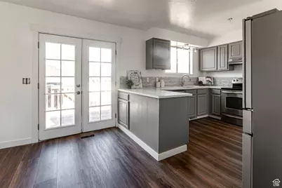 5386 W Silvertip Dr S, Salt Lake City, UT 84118 - Photo 3