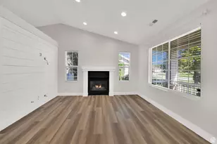 384 S Christine Way W, Kaysville, UT 84037 - Photo 3