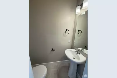 427 E 500 N #LOT 19, Salem, UT 84653 - Photo 9