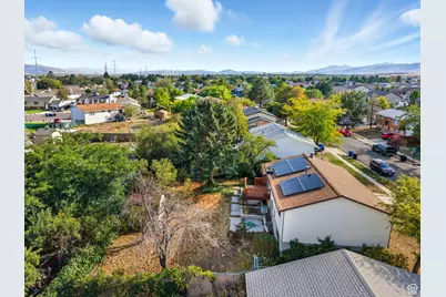 5663 S China Clay Dr W, Salt Lake City, UT 84118 - Photo 23