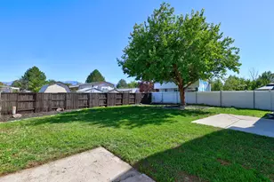 2841 S Clearbrook Dr W, West Valley, UT 84119 - Photo 23