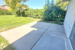 6928 S Beargrass Rd, West Jordan, UT 84081 - Photo 23