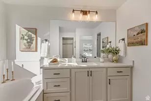 3714 N Daffodil Dr, Eagle Mountain, UT 84005 - Photo 17