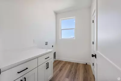 172 W 650 N, Salem, UT 84653 - Photo 25