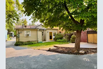 821 E 100 S, Salt Lake City, UT 84102 - Photo 29