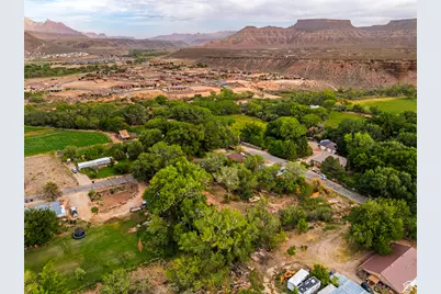 93 S 170 E #1, Virgin, UT 84779 - Photo 11